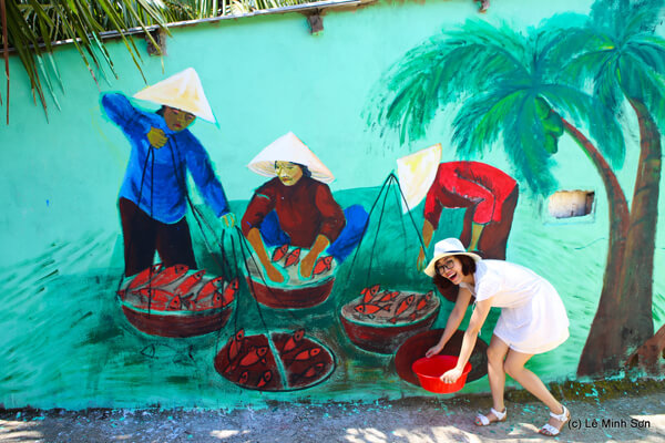 Kinh nghiệm 'check in' làng bích họa siêu hot ở Quảng Nam